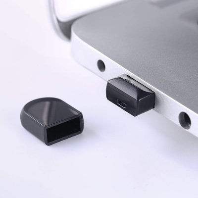 PIQO Projector The world's most smart 1080p mini pocket projector including 7 Accessories Value Pack