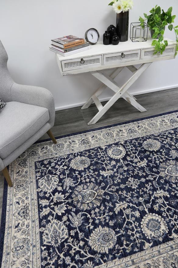 Arya Navy Blue Traditional Rug 160x220 cm