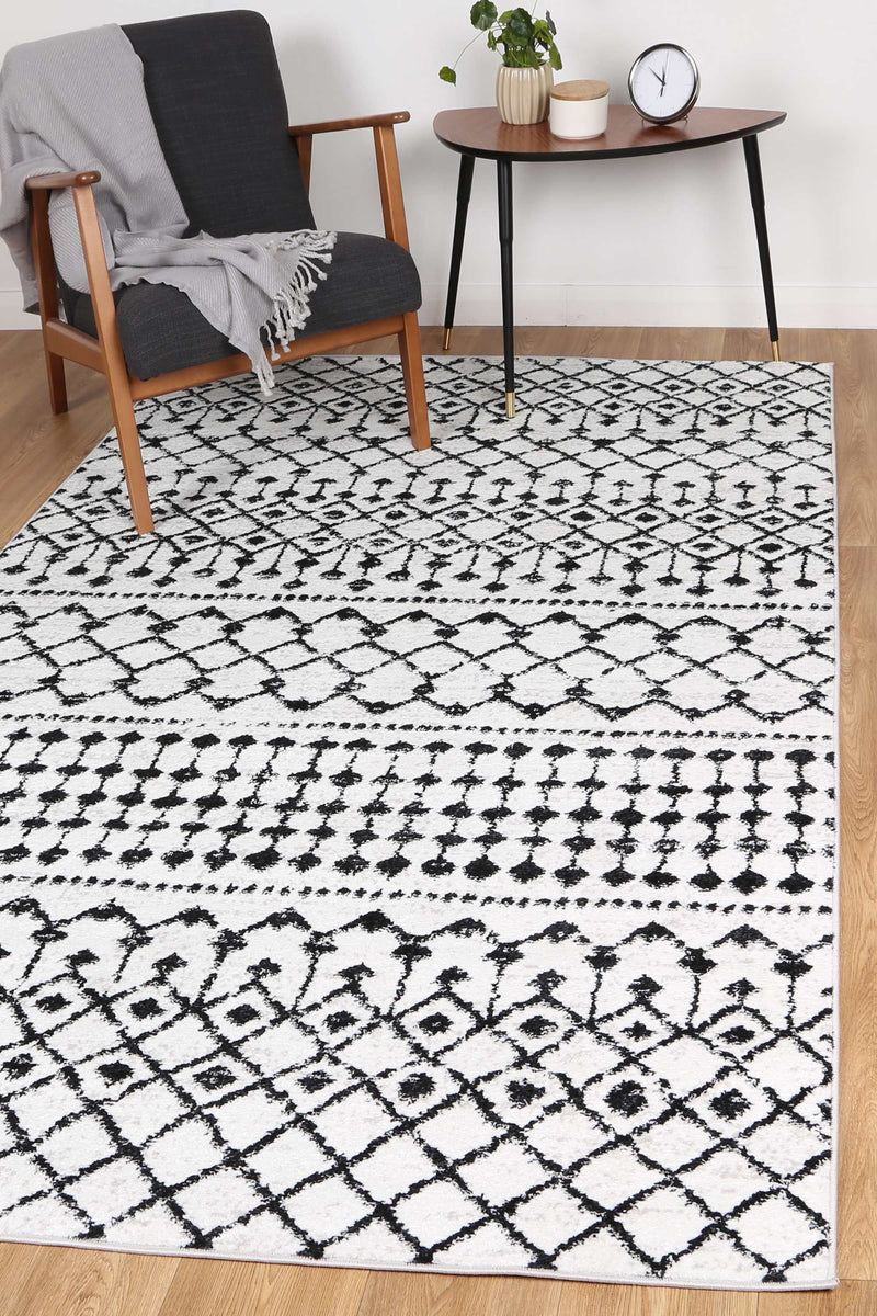 Ermina Tribal Black White Rug 160x230cm