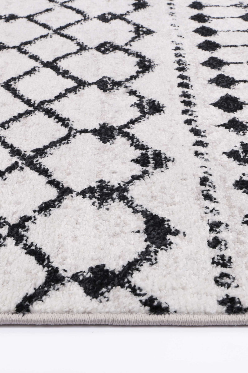 Ermina Tribal Black White Rug 200x290cm