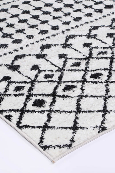 Ermina Tribal Black White Rug 200x290cm