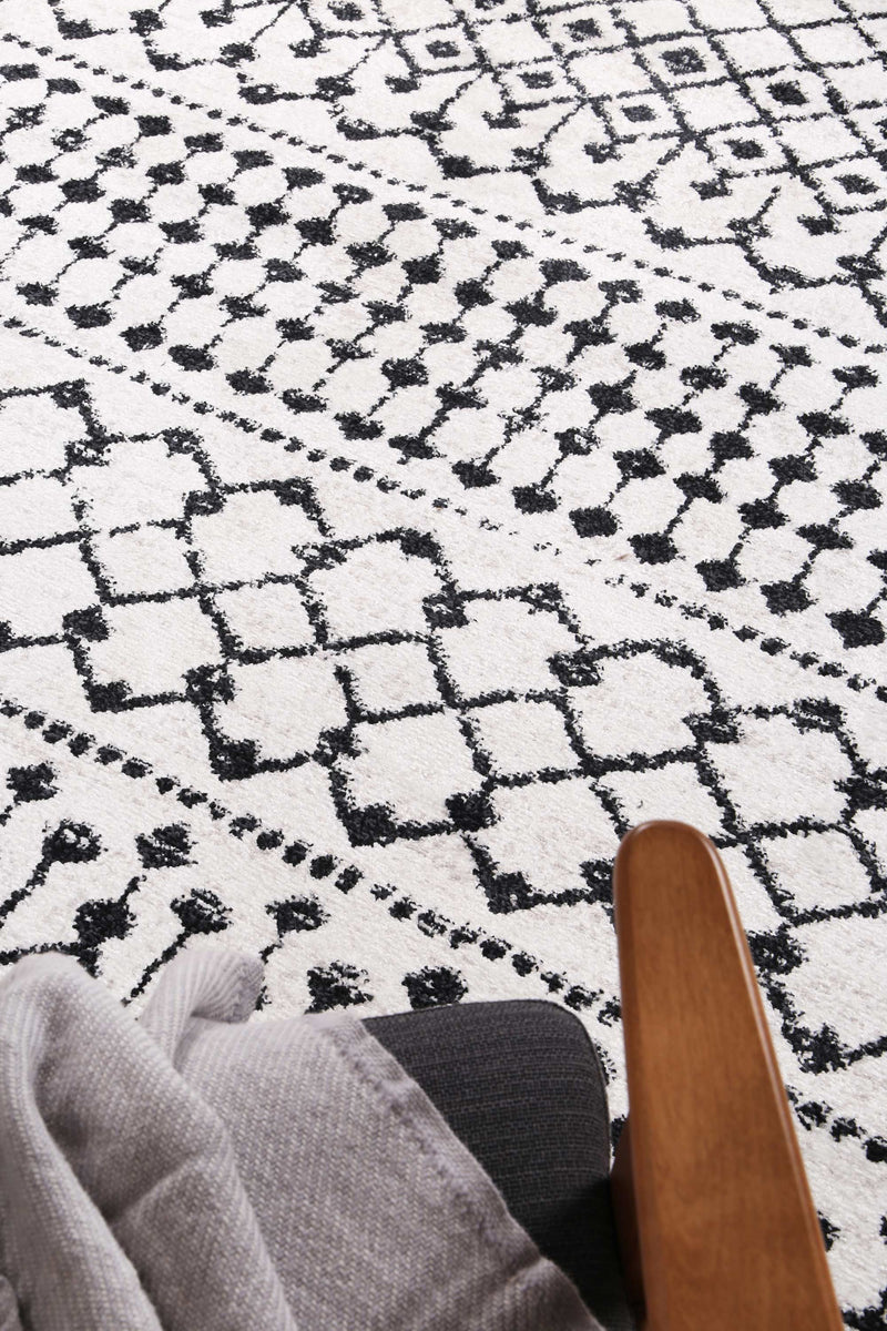 Ermina Tribal Black White Rug 240x330cm