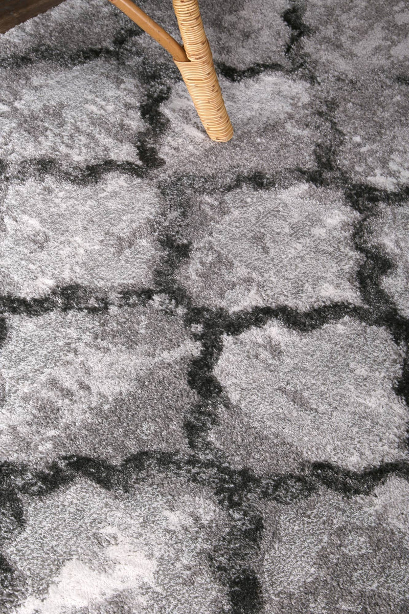 Yuzil Grey Lattice Rug 280x380cm