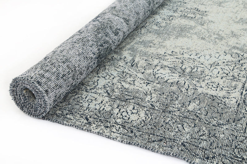 Bohemian Grey Distressed Boardered Rug 240x330cm