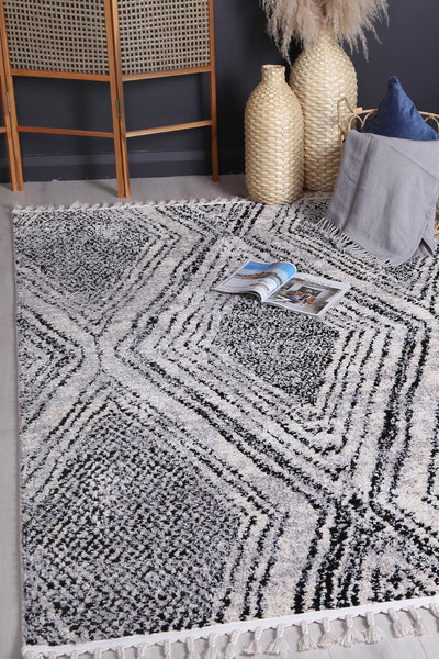 Myk Black White Geometric Rug 240x330 cm