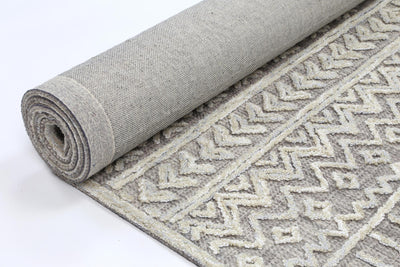 Mila Tribal Light Grey Rug 160x230cm