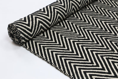 Natura Wool Black White Chevron Rug 120x170 cm