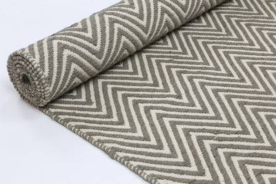 Natura Wool Fog Beige Chevron Rug 160x230 cm