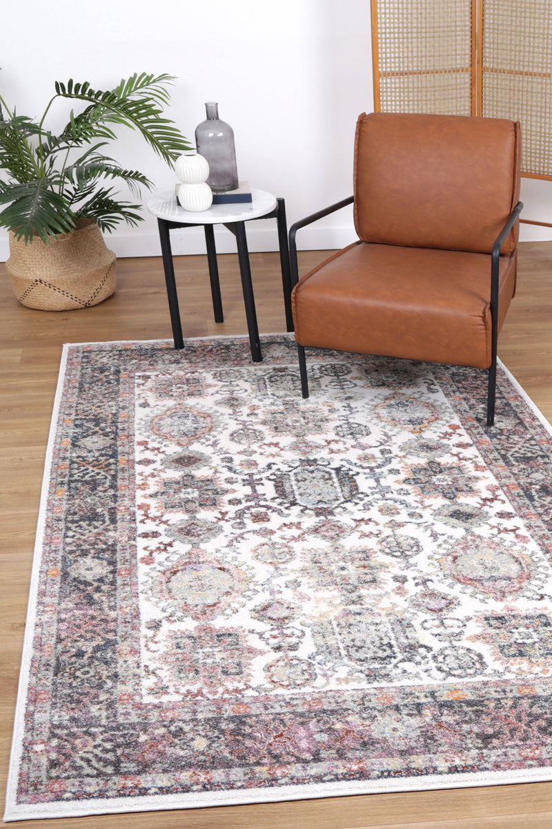 Windsor Boarder Cream Rug 160x230cm