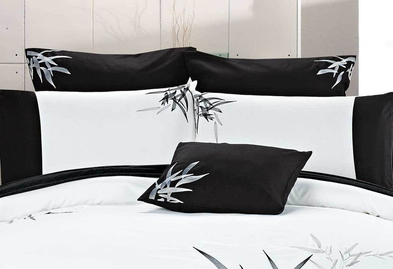 Luxton King Size Embroidered Bamboo Pattern White Quilt Cover Set (3PCS)