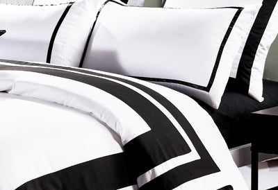 Luxton Super King Size Black and White Quilt Cover Set (3PCS)